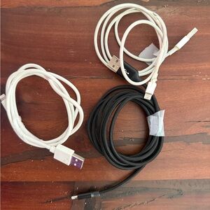 USB A to Apple Lightening assorted lengths l 3 Charging Cables